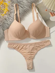 Solid Underwire fehérnemű szett Női Push Up melltartó acél gyűrűvel Divat női fehérnemű bugyi mindennapi melltartó szettek