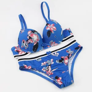 Nouvelle ไม่มีรอยต่อยี่ห้อเซ็กซี่ดอกไม้ Bras Pantes ชุด Push Up ชุดชั้นในสตรี BCDE Cup Plus ขนาดชุดชั้นใน