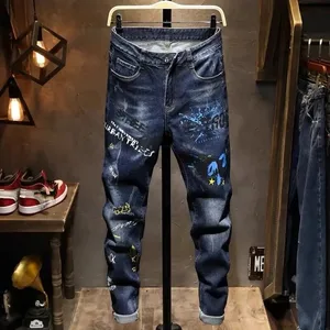 Forår og efterår modetrend printede straight-ben stretch denim jeans til mænd Komfortable Casual Sports Jeans af høj kvalitet