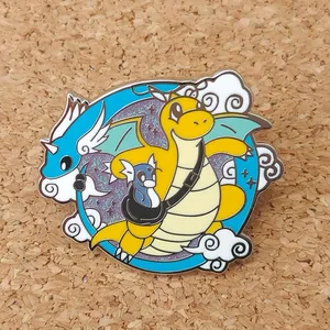 Anime Pokemon Charmander Men Chân Thu Thập Kawaii Khủng Long Kim Loại Hoạt Hình Thổ Cẩm Ba Lô Mũ Túi Cổ Ve Áo Huy Hiệu