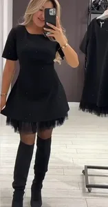 Elegantní šaty pro volný čas Jaro Léto Nový styl Horký štrasový lem Síťovina Jednobarevné Módní šaty Pro ženy Sváteční šaty s krátkým rukávem