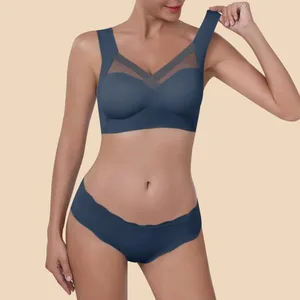 Set Pakaian Dalam Wanita Mulus Bra Kaus Kecantikan Punggung Tipis Sutra Es Nirkabel dan Set Celana Dalam Halus Setelan Lingerie Warna Solid