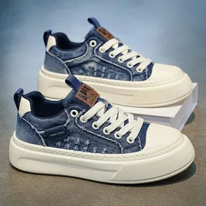 2026 Bagong Makapal na Soled Non-slip Breathable Casual Low Top Canvas Board Shoes para sa Panlalaking Versatile Trend na Tumaas na Taas na Sneakers