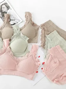 Set di lingerie sexy in pizzo Set di reggiseno imbottito senza anello in acciaio Intimo da donna solido Reggiseno comodo top corto per fitness
