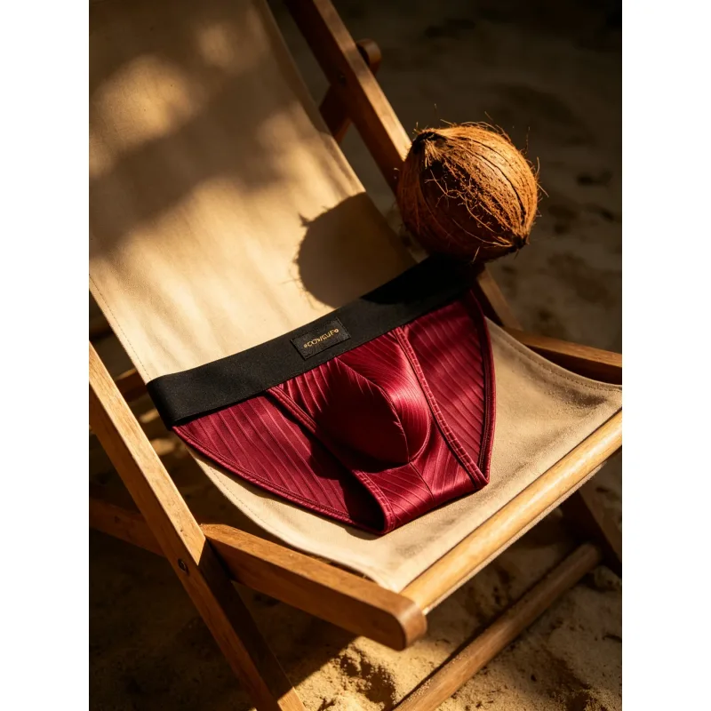 ผู้ชายชุดชั้นในเงาลายสามเหลี่ยมกางเกงด้านหน้าถุงน่องเซ็กซี่ Low Rise Slim Fit Daily Mens Underpants DP915