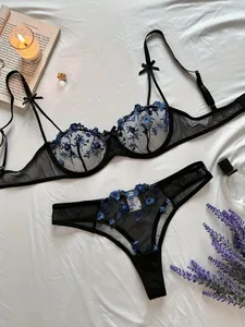 damunderkläder Natt Vackra sexiga kvinnor 2-delade blommiga Broderier Underkläder Erotiska underkläder underkläder Set conjuntos de mujer