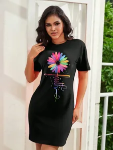 Vestit de talla extra a l'estiu, a la moda, còmode, colorit, estampat de lletres de gira-sol, minivestit de coll rodó per a dona, vestit informal, vestits