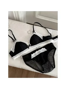 Bralette Gaya Jepang untuk Payudara Kecil Set Bra Renda Nirkabel Pakaian Dalam Push Up Nyaman Sejuk Perancis Seksi Wanita