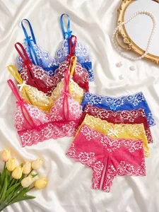 Set da 4 set di lingerie in pizzo floreale da donna Set reggiseno e mutandine sexy Set di biancheria intima senza ferretto con bralette e cinturino per spaghetti da notte 2026