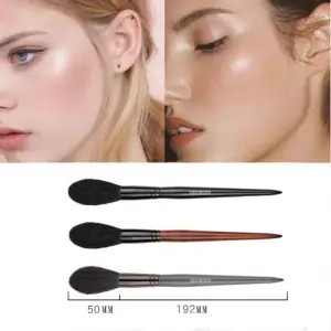 Mahabang Handle Professional Makeup Brushes Powder Brush Face Makeup Highlighter Blush Blending Brush Concealer Beauty Tools