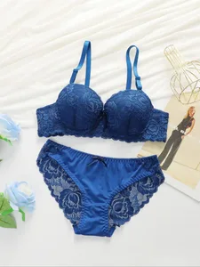 Conjunto de sutiãs femininos sexy beleza volta topos rendas push up sutiã e calcinha conjuntos underwire lingerie conjunto sólido acolchoado íntimos roupa interior