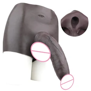 Giocattolo del sesso del preservativo della manica del pene nero con cinturino in silicone per gli uomini Copertura del cazzo dei pantaloni realistici del pene dell'allargamento del cazzo